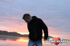 Ja..