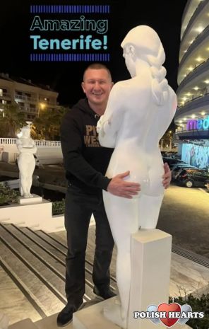 Adam43_ Adam43_